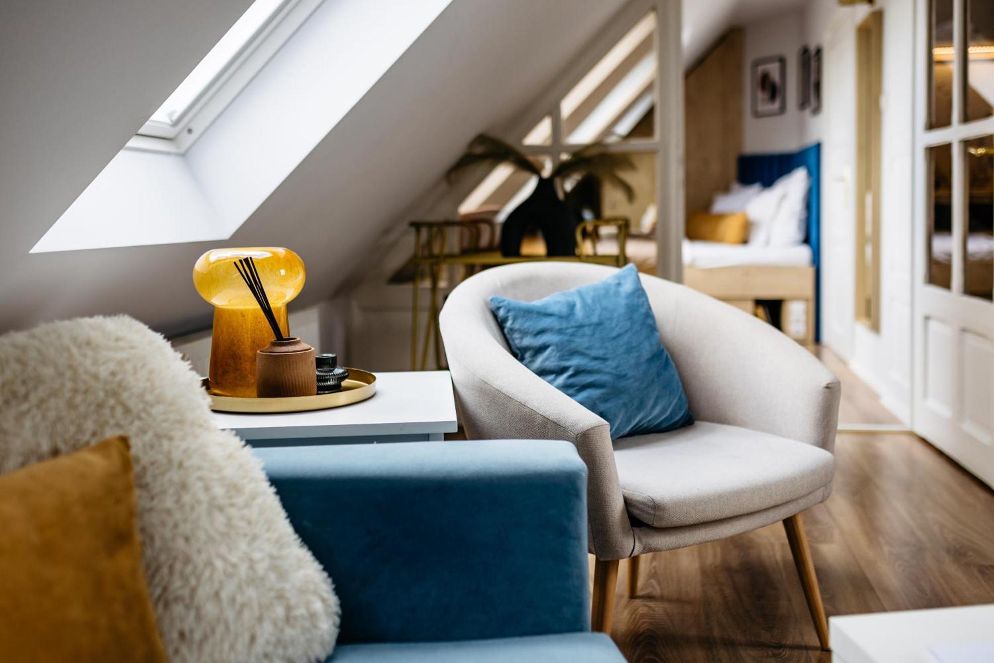 Nook With A View - Quelle Apartment Gyor Bagian luar foto